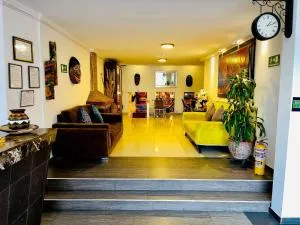 Hotel Santa Cruz Bogotá - San Bernardo