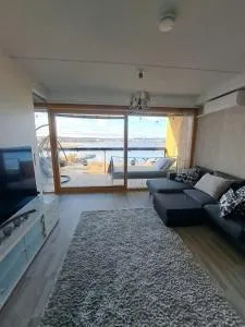 Moderni maisemakaksio asuntomessualueella - Kankainen