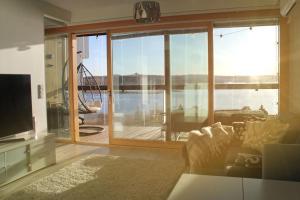 Moderni maisemakaksio asuntomessualueella