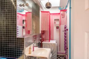 Top floor Penthouse with Garden