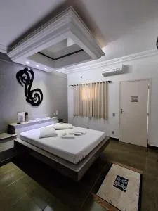 Motel Marajas Mococa - Apartamento 01 - غواكسوبي