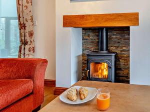 3 Bed in Bala 94600