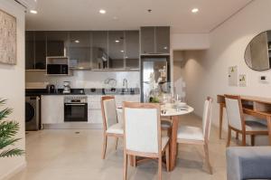 Fully equipped apt close to Paseo La Galeria