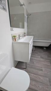 Cosy Oasis - T3 - Grande terrasse collective