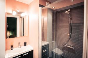 Spacious Green Apartment With Amazing Loft