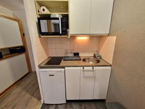 Studio cosy 4 pers avec balcon exposé Est, au pied des pistes - FR-1-265-238