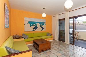 4BR Yaiza Relax House - Terrace & Mountain