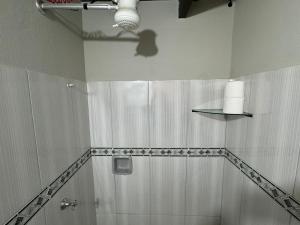 Habitación en el microcentro de asunción solo efectivo guaranies