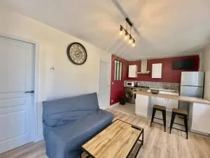 Le Cocon : calme et moderne à 15 min Futuroscope - Latillé