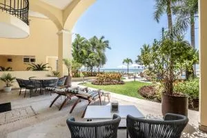 Luxury Beachfront Villa - Puerto Vallarta