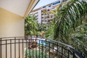 Luxury Beachfront Villa