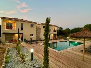Le Clos de L-Oliveraie - Appartements de charme avec piscine proche d-Uzes : photos des chambres