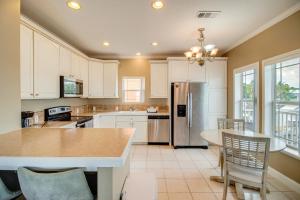 Canal-Front Key Largo Retreat w Community Beach!