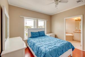 Canal-Front Key Largo Retreat w Community Beach!