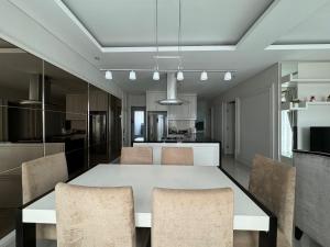 Thamrin Executive Residence 3BR