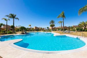 Idyllic penthouse with sea view in Benahavís