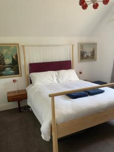 Lauderdale lodge barnstaple