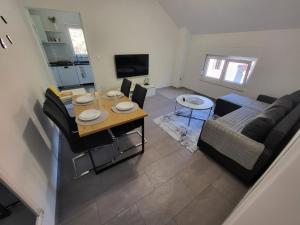 Zrmanja Riverside Oasis