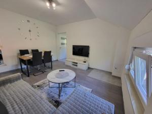 Zrmanja Riverside Oasis