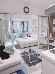 Azure Urban Resort Residence