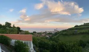 Moradia Terra Chã Sea View 1 to 4 pers - Lomba