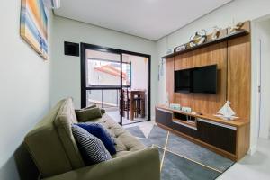 Apartamento super completo a 250mts do mar