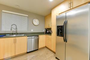 Wake Up to Spectacular Marina Views in this 2 Bedroom Condo