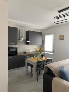 Houses of Flowers - 斯皮内亚