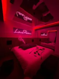 50 nuances de rouge - غيبووييه