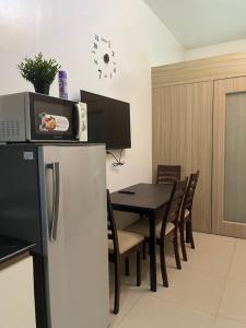 Shore Residence Direct Pool Access MOA Complex