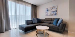 Sandton Gate Luxury 2 Bed Apartment - JOHANNESBURG