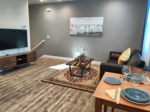 The Flat at the Cork Oak