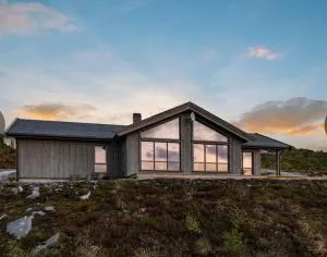 Flott hytte med høy standard og unik utsikt - Grønningen