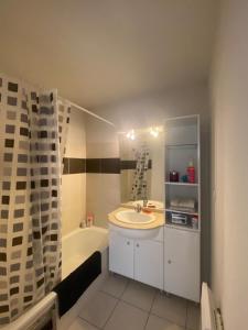 Appartements T2 en residence avec piscine commune : photos des chambres