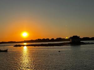 Maisons de vacances Cottage Douillet 2 nuits minimum : photos des chambres