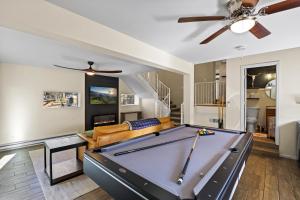 Cozy Modern Chalet in Strawberry