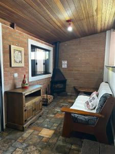 Cantinho na roca com piscina