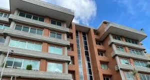 A 5 minutos de Caracas Fly - San Diego