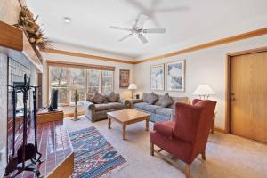 The Charter at Beaver Creek F3305