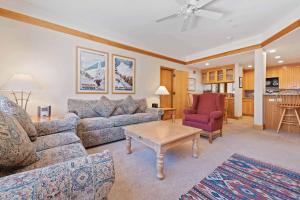 The Charter at Beaver Creek F3305