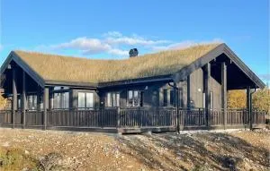 4 Bedroom Awesome Home In Kvam - To