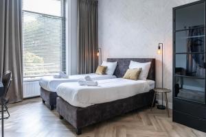 XXL loft with bath located Stadsvilla