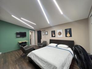 Hospedaje cerca a centro comercial de Santafé A104 By Roots Rentals