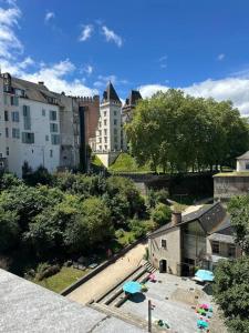 Appartements La Maison d-Abere Hypercentre Chateau et Gare : photos des chambres