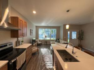 Unwind in Style at Fargos Hidden Gem! #102