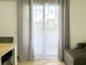 Albanian Dream House 716