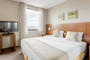 Flat espaçoso com internet e Piscina - Vila Osasco - أوساسكو