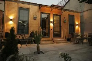 Dream House - Kenaker