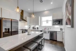 Inviting H-Town Home Near Shops and Golf Courses! - Charter Bank Building Heliport