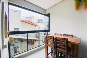 Apartamento super completo a 250mts do mar